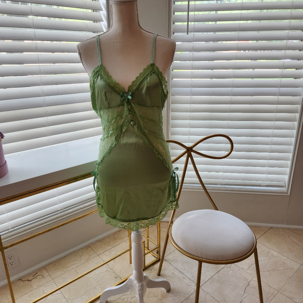 MINI DRESS BEAUTIFUL GREEN SLIP